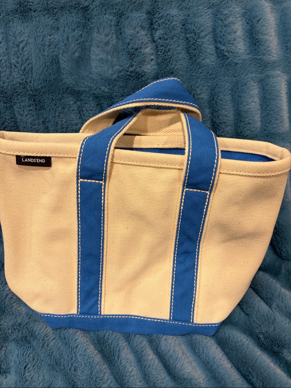 Lands‘ End small canvas tote light blue zippered top New w/o tags lunch bag